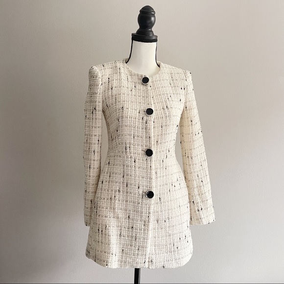 Zara S White and Black Tweed Long Structured Blazer with Large Buttons - Picture 2 of 9